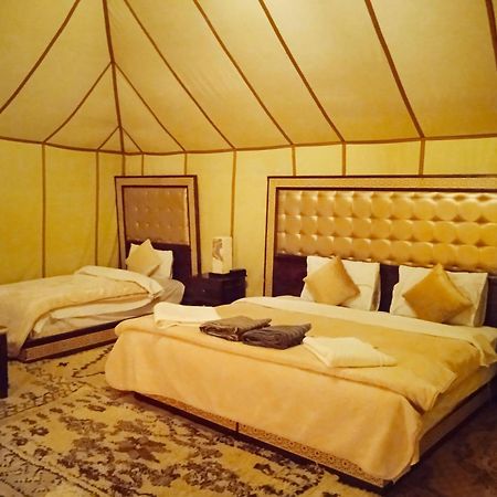 Sahara Luxury Camp Hotel เมอร์ซูกา ภายนอก รูปภาพ