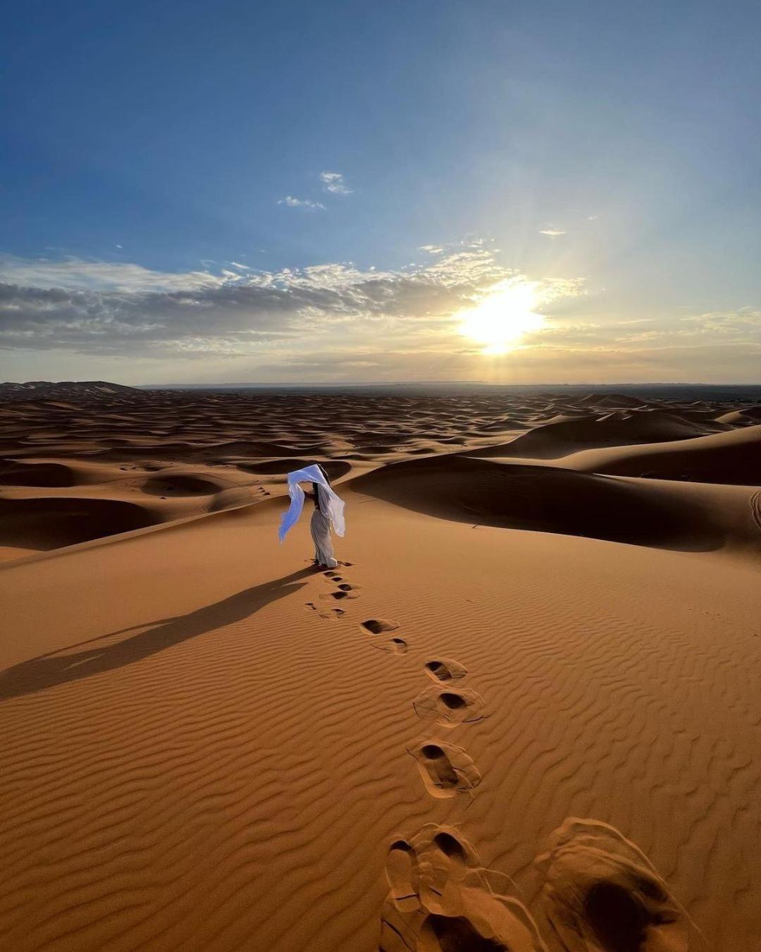 Sahara Luxury Camp Hotel เมอร์ซูกา ภายนอก รูปภาพ